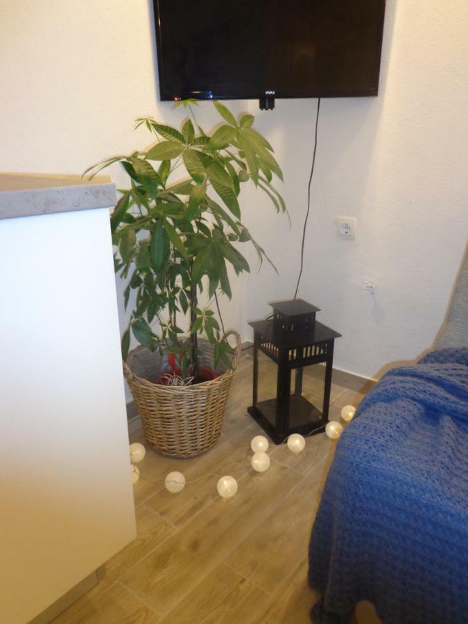 Apartment Ban 希贝尼克 外观 照片