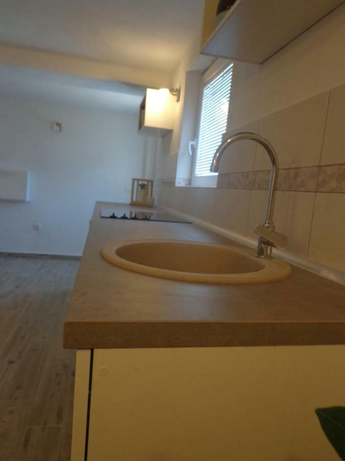 Apartment Ban 希贝尼克 外观 照片
