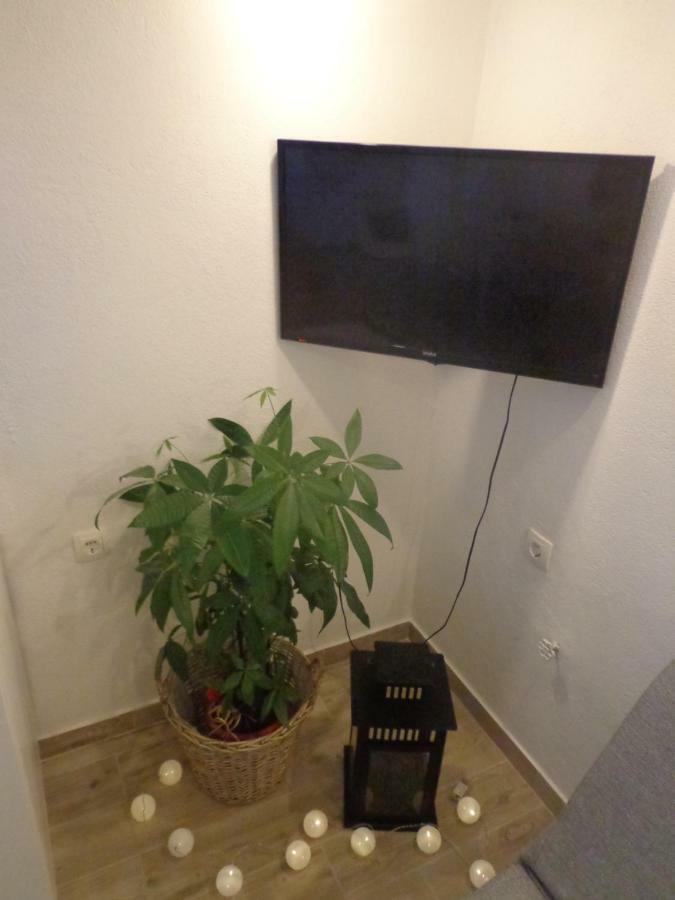 Apartment Ban 希贝尼克 外观 照片